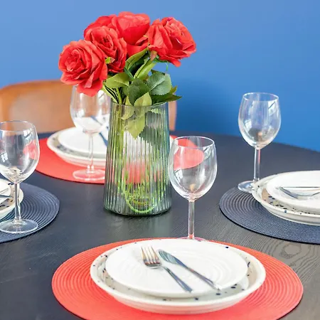 Stylowe Apartmenty Z Parkingiem W Cenie W Gdansku Centrum By Renters * Gdansk