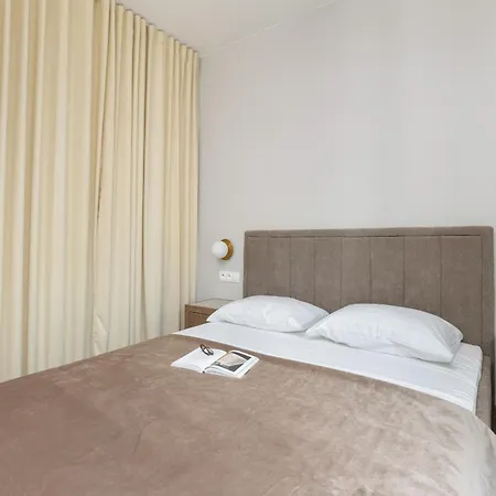 Stylowe Apartmenty Z Parkingiem W Cenie W Gdansku Centrum By Renters Gdansk